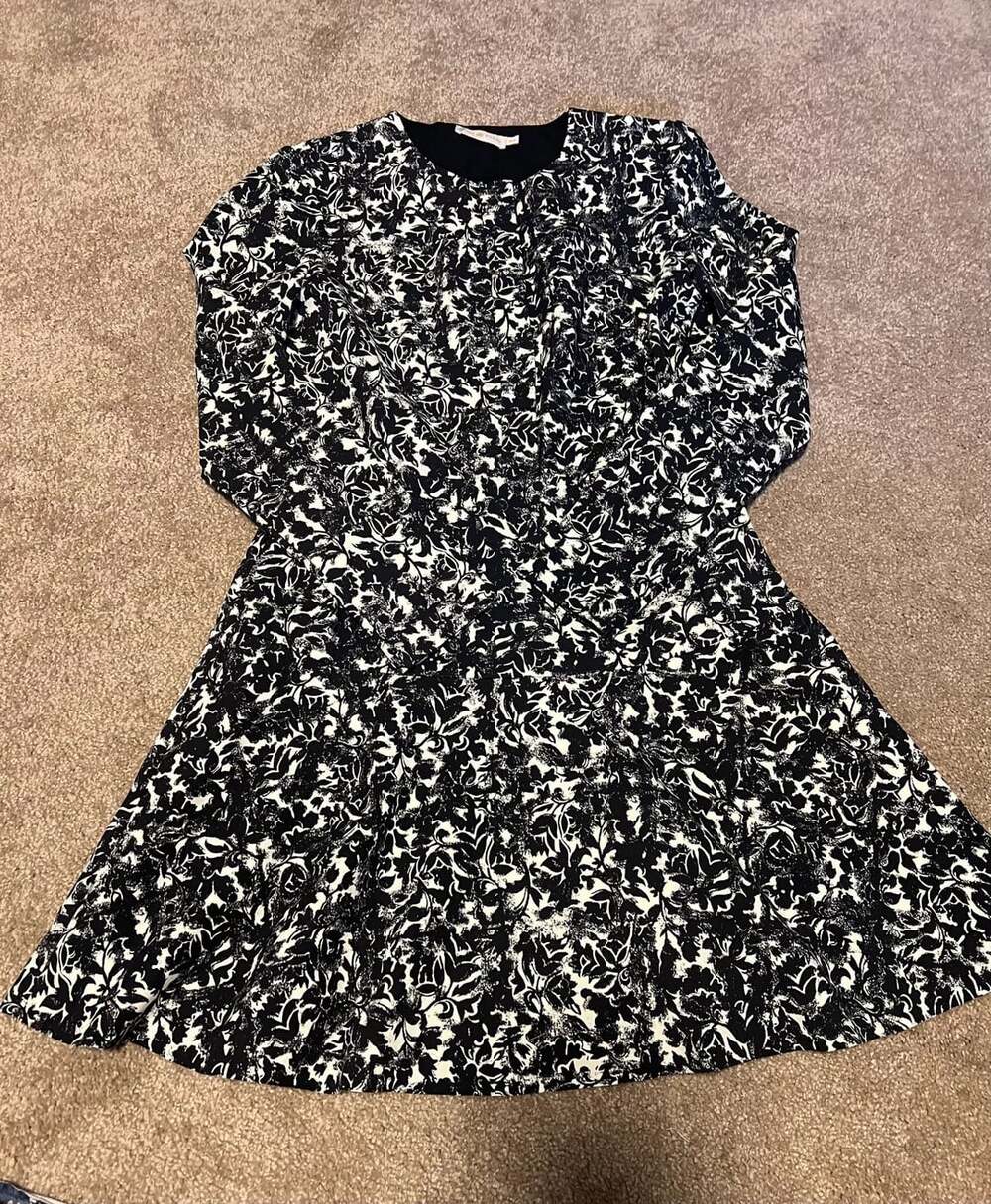 Tory Burch Black And White Floral Pattern Long Sleeve Dress